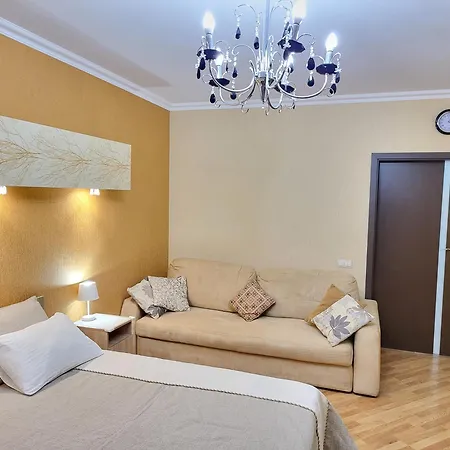 On Hryshka Street Apartment Kyiv